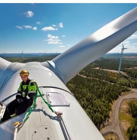 Travailleurs qualifiés recherchés pour l'exploitation d'éoliennes 26 Travailleurs qualifiés recherchés pour l'exploitation d'éoliennes - 25