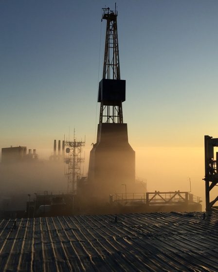 Les négociations dans l'industrie pétrolière reportées 20 Les négociations dans l'industrie pétrolière reportées - 19