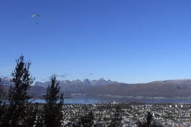 Tromsø: trois participants au parti devraient comparaître devant le tribunal après avoir refusé d'accepter les amendes corona - 16