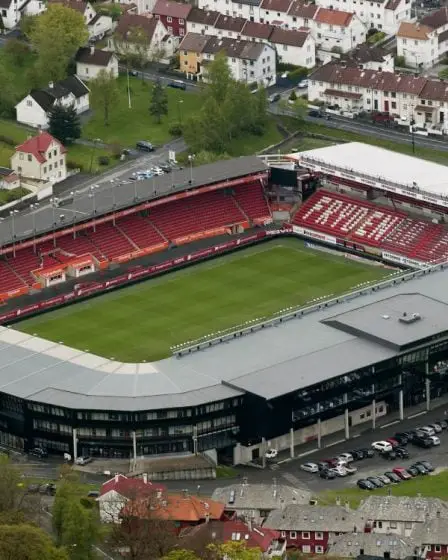 La police enquête sur une possible agression sexuelle lors d'une fête au stade Brann de Bergen - 13