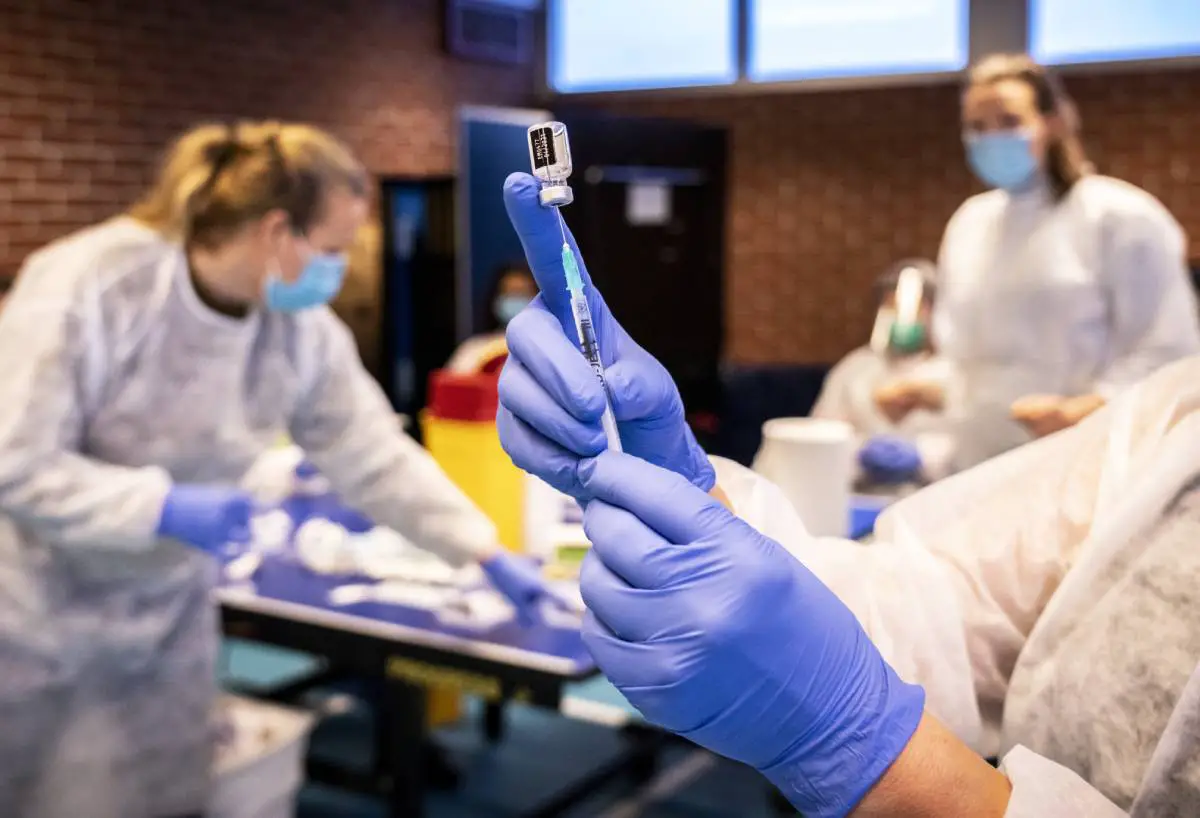 Mise à jour : 61% de la population adulte en Norvège est entièrement vaccinée - 3