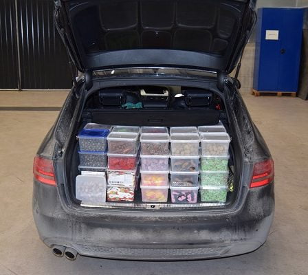 Des contrebandiers de bonbons arrêtés à Svinesund 2 Des contrebandiers de bonbons arrêtés à Svinesund - 1