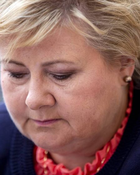 Erna Solberg ne peut garantir que tous les Norvégiens sortiront d'Afghanistan, qualifie la situation de "catastrophique" - 1