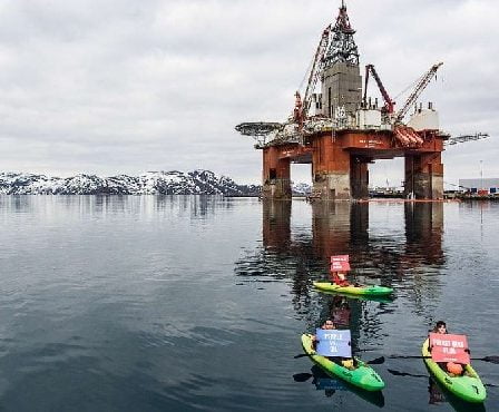 Greenpeace en action contre la plate-forme pétrolière à Hammerfest 17 Greenpeace en action contre la plate-forme pétrolière à Hammerfest - 16