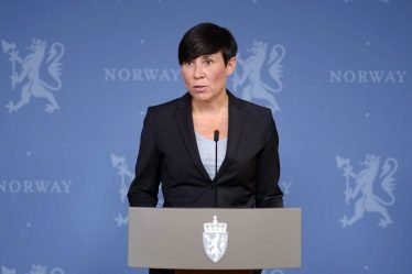 Ministre : Cinq travailleurs détachés à l'ambassade de Norvège à Kaboul ont été renvoyés en Norvège - 16