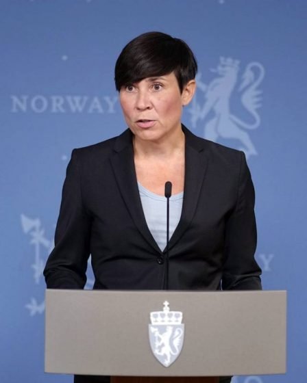 Ministre : Cinq travailleurs détachés à l'ambassade de Norvège à Kaboul ont été renvoyés en Norvège - 22