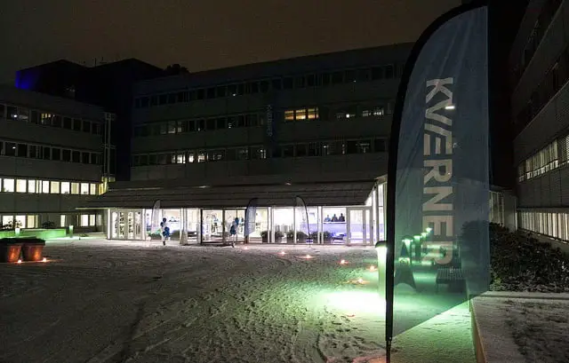 Kvaerner signe un accord-cadre avec Statoil pour Njord A 4 Kvaerner signe un accord-cadre avec Statoil pour Njord A - 3