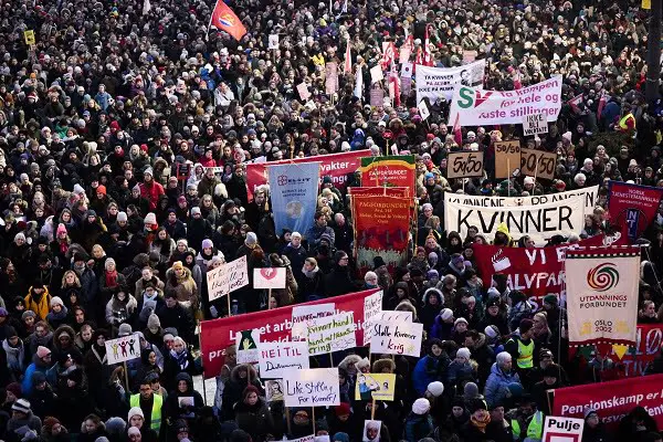 L'avortement devient le sujet principal du 8 mars à Oslo 4 L'avortement devient le sujet principal du 8 mars à Oslo - 3