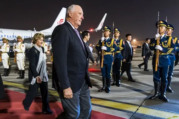 Le couple royal est arrivé en Chine 4 Le couple royal est arrivé en Chine - 3