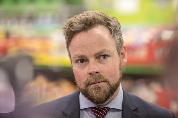 Le ministre de l'Industrie sur la numérisation après la mort 4 Le ministre de l'Industrie sur la numérisation après la mort - 3