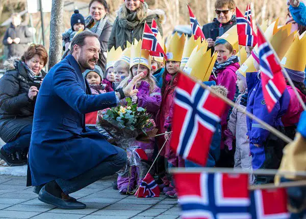 Le prince héritier a rendu visite aux jeunes de Porsgrunn - Norway Today 6 Le prince héritier a rendu visite aux jeunes de Porsgrunn - Norway Today - 5