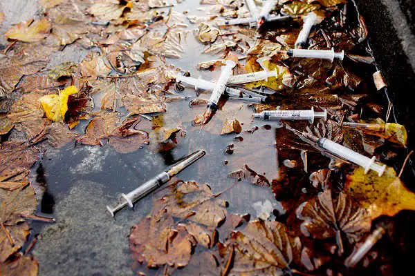 Les espaces extérieurs des toxicomanes à Oslo s'agrandissent - 5