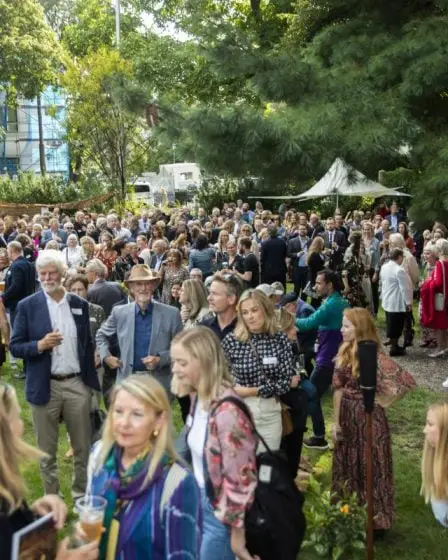 La garden-party d'Aschehoug, un événement culturel important à Oslo, a été annulée 11 La garden-party d'Aschehoug, un événement culturel important à Oslo, a été annulée - 10