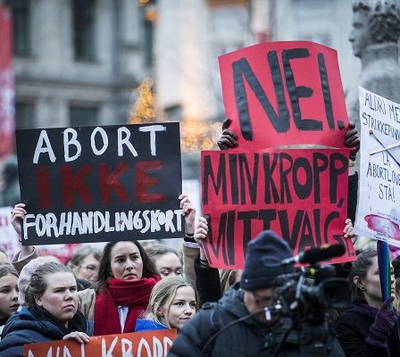 Neuf sur dix sont contre le durcissement de la loi sur l'avortement 14 Neuf sur dix sont contre le durcissement de la loi sur l'avortement - 13