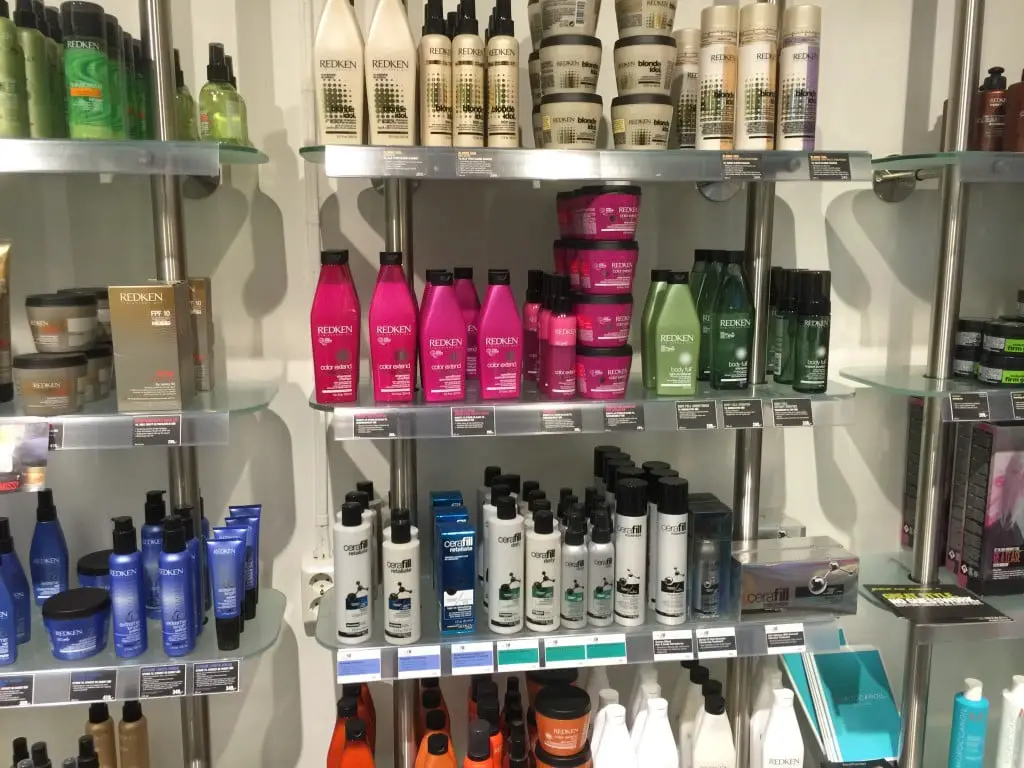 Un salon de coiffure sur cinq fait un travail bâclé sur ses listes de personnel 4 Un salon de coiffure sur cinq fait un travail bâclé sur ses listes de personnel - 3