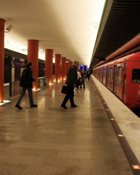 Attaque au couteau à la station de métro Nydalen à Oslo - un homme d'une trentaine d'années arrêté - 16