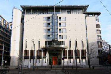 Un juge d'Oslo inculpé de matériel abusif - 16