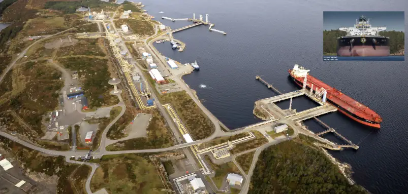 Pétrolier de frégate confondu avec le terminal pétrolier 4 Pétrolier de frégate confondu avec le terminal pétrolier - 3