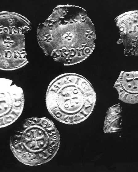 Quand avoir un passe-temps de détecteur de métaux conduit à trouver une "tirelire" Viking-Age 2 Quand avoir un passe-temps de détecteur de métaux conduit à trouver une "tirelire" Viking-Age - 1