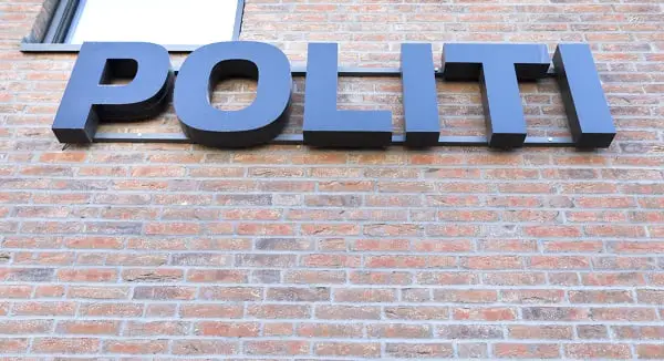 Un policier accusé d'avoir partagé des informations 6 Un policier accusé d'avoir partagé des informations - 5