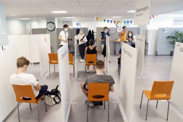 Mise à jour : 51,7% des adultes en Norvège sont désormais complètement vaccinés - 16