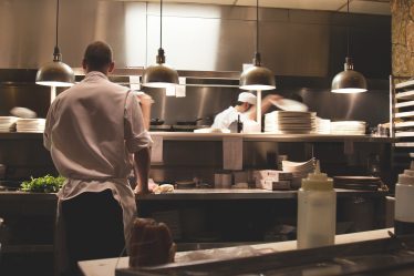 Des restaurateurs coupables de travail forcé - 18