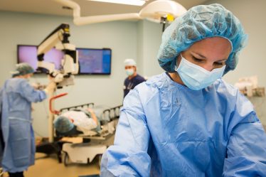 Une femme opérée de la mauvaise cheville - 10