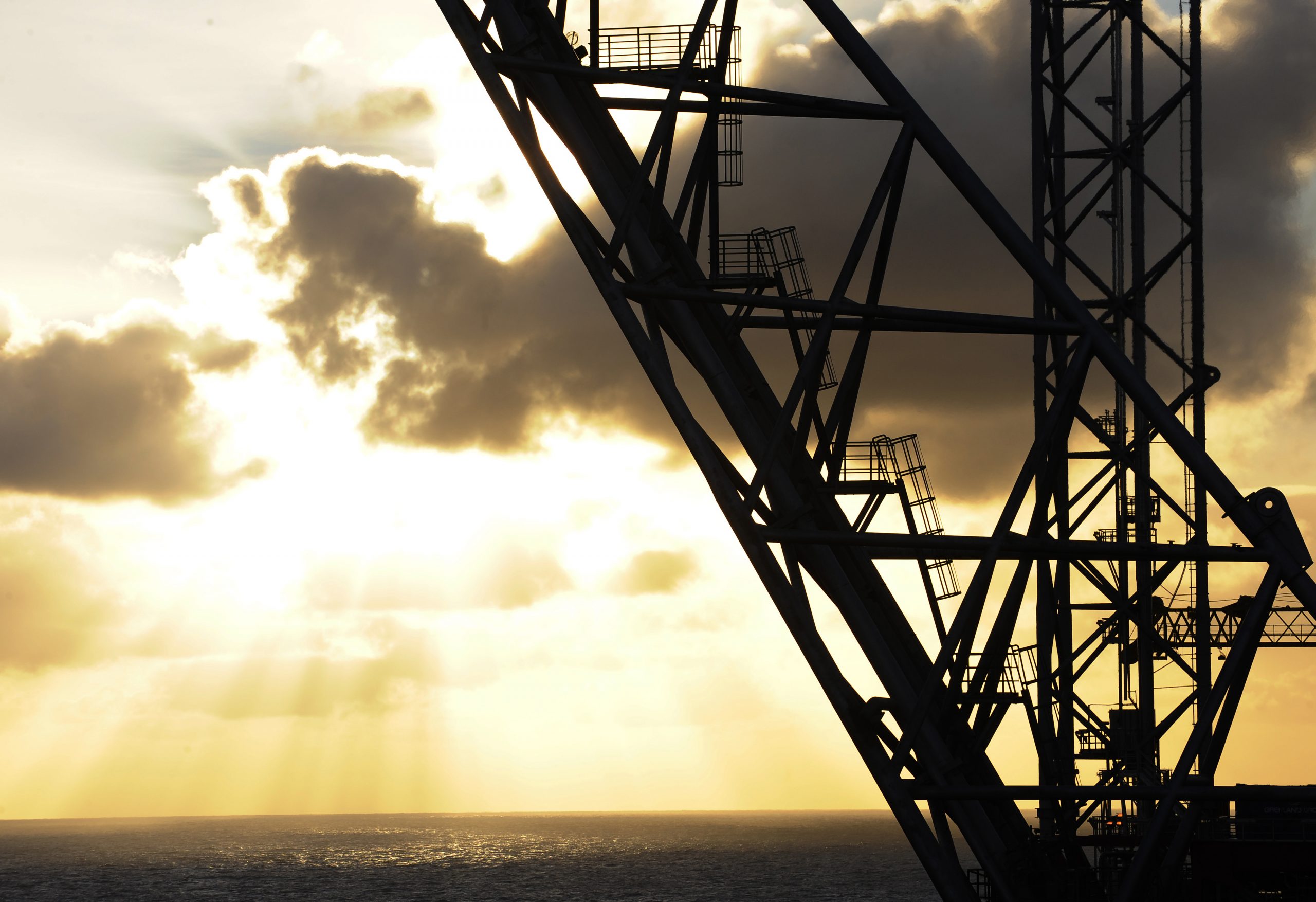 De plus en plus de chômeurs du secteur pétrolier tombent malades 4 De plus en plus de chômeurs du secteur pétrolier tombent malades - 3