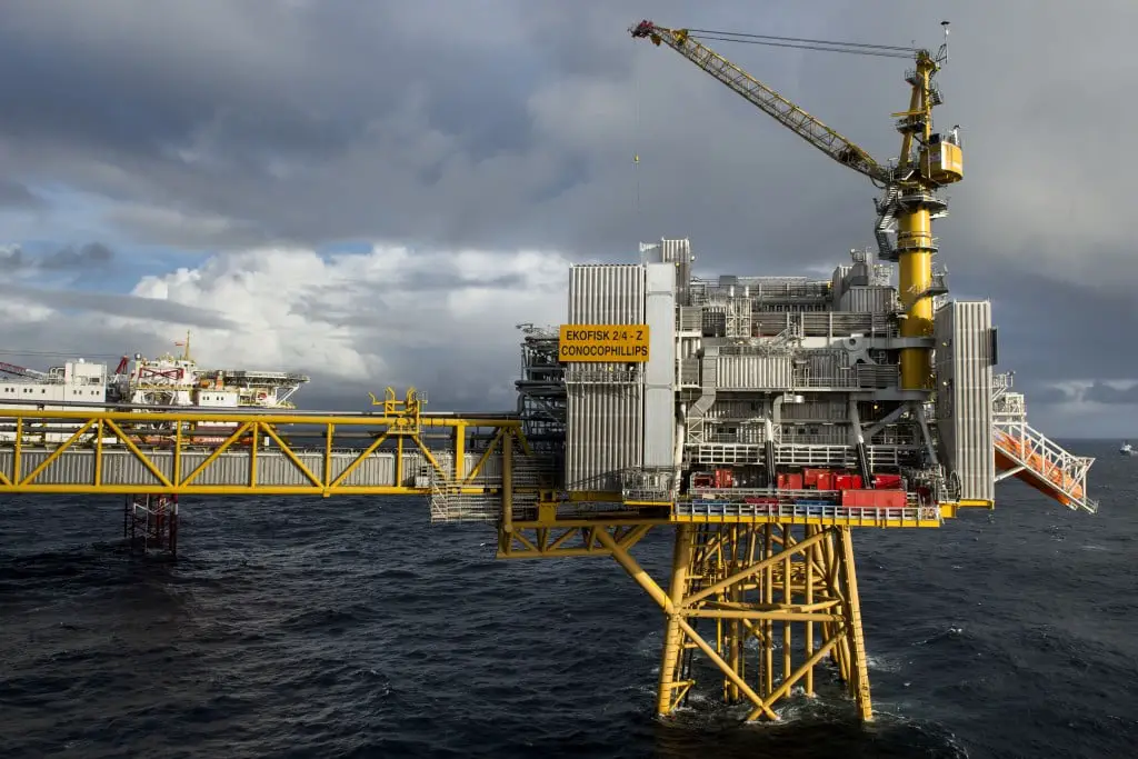 Les experts pensent que le ralentissement causé par la crise pétrolière prendra fin 4 Les experts pensent que le ralentissement causé par la crise pétrolière prendra fin - 3