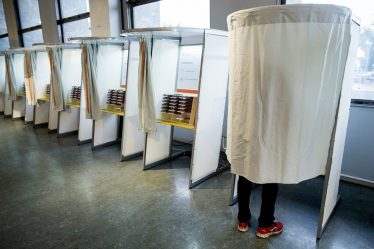 Nouveau record d'électeurs avant les élections locales de cet automne - 16