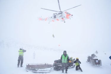 Abandonne les tentatives de recherche de randonneurs à Troms - 18
