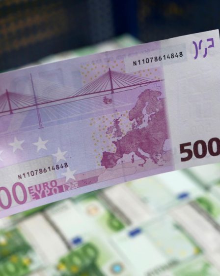 500 billets en euros à retirer fin 2018 29 500 billets en euros à retirer fin 2018 - 28