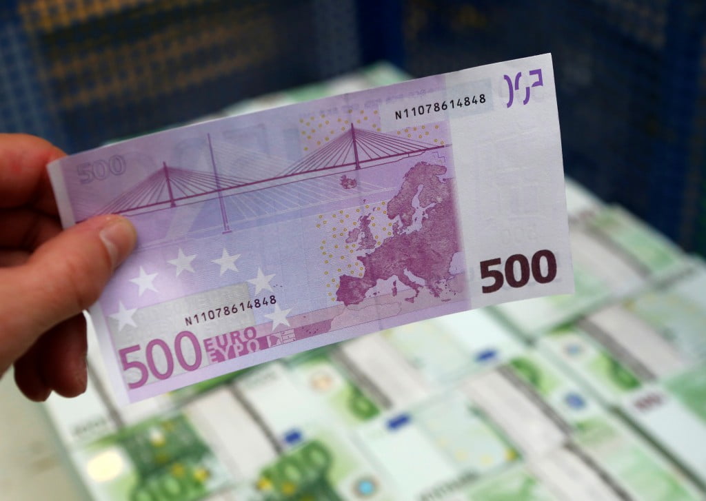 500 billets en euros à retirer fin 2018 4 500 billets en euros à retirer fin 2018 - 3