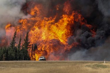 Statoil ferme une usine au Canada en raison d'incendies de forêt - 20