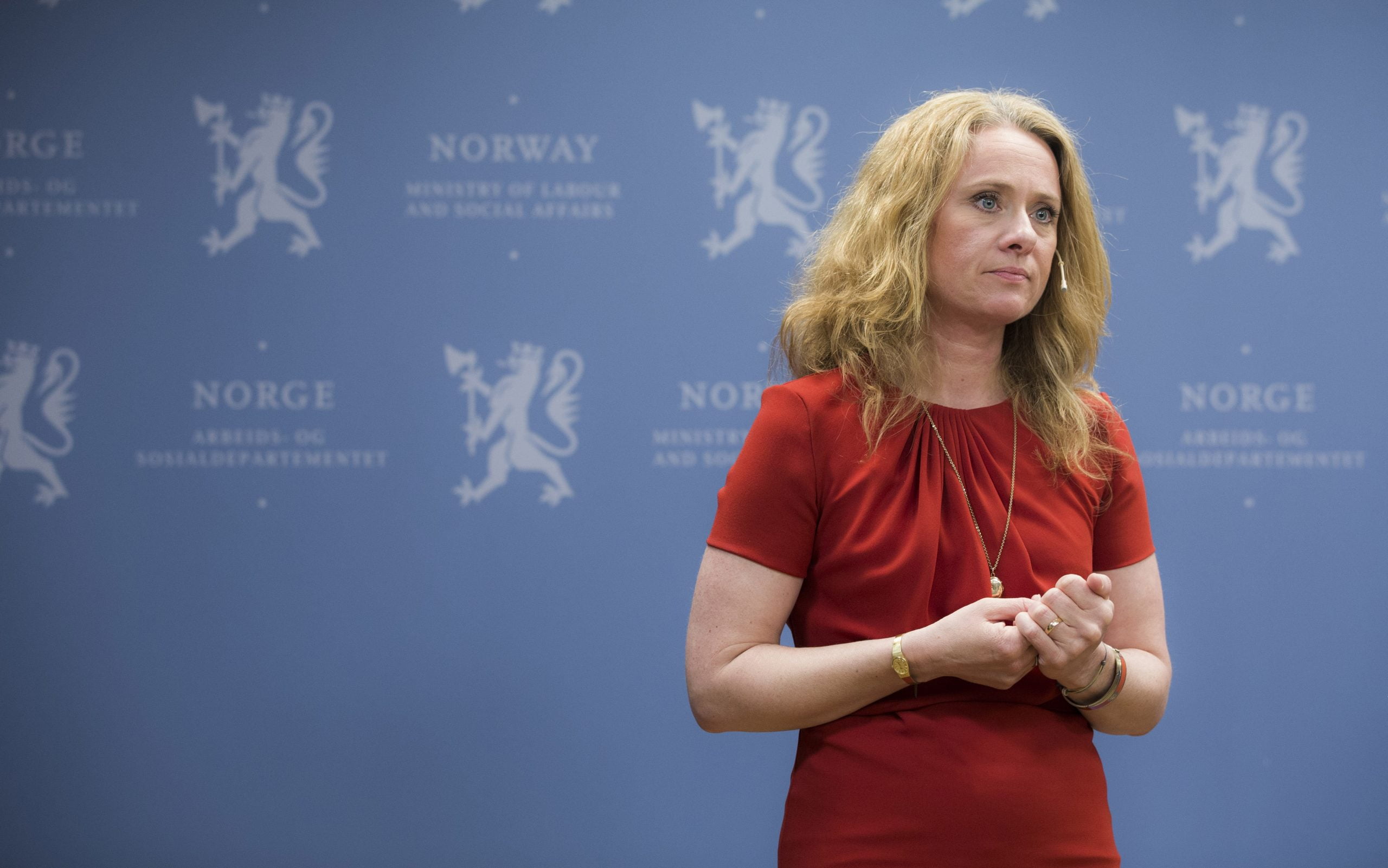 Accord sur la voie rapide pour les emplois des réfugiés 4 Accord sur la voie rapide pour les emplois des réfugiés - 3