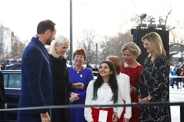 Les enfants ont rencontré les lauréats du prix de la paix 4 Les enfants ont rencontré les lauréats du prix de la paix - 3
