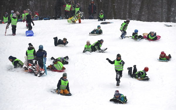 Le ski est mis à l'épreuve par la chaleur inhabituelle de février 4 Le ski est mis à l'épreuve par la chaleur inhabituelle de février - 3