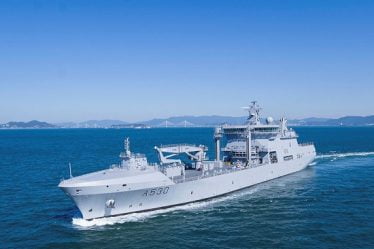 Le plus grand navire des forces armées est enfin prêt à être livré - 20