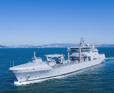 Le plus grand navire des forces armées est enfin prêt à être livré 18 Le plus grand navire des forces armées est enfin prêt à être livré - 17