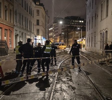 Un homme grièvement blessé après avoir été poignardé dans le centre d'Oslo 23 Un homme grièvement blessé après avoir été poignardé dans le centre d'Oslo - 22
