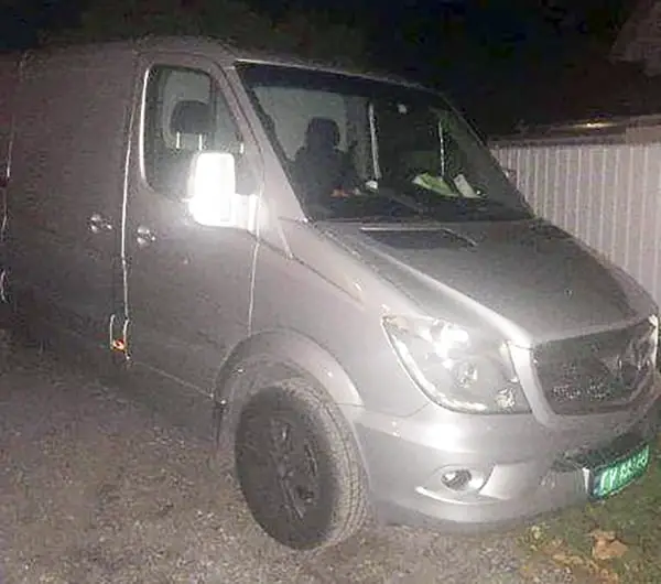 Deux Polonais arrêtés après la découverte d'un conteneur de cyanure 4 Deux Polonais arrêtés après la découverte d'un conteneur de cyanure - 3