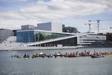 Une manifestation de surfeurs à Oslo demande à Equinor de laisser le pétrole se trouver dans la Great Australian Bight - 20