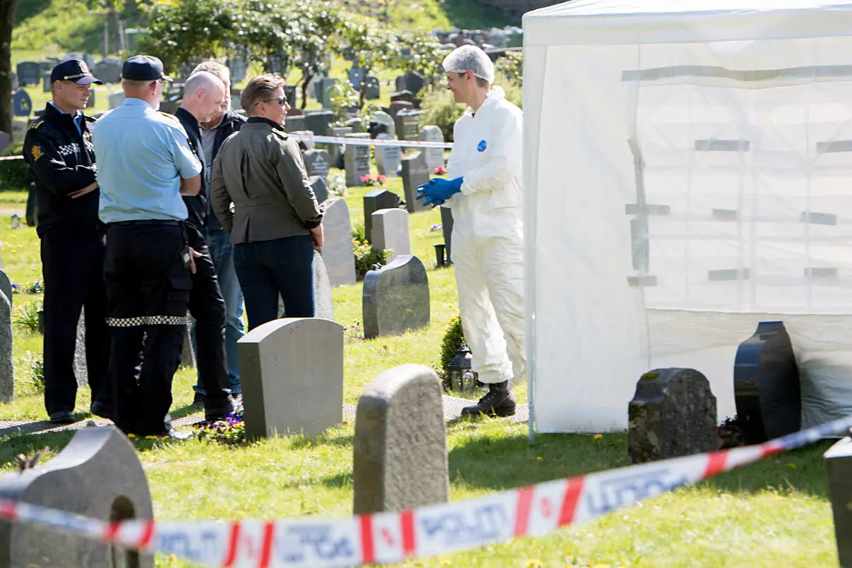 Affaire Frantzen : fouille du cimetière d'Øvsttun 4 Affaire Frantzen : fouille du cimetière d'Øvsttun - 3