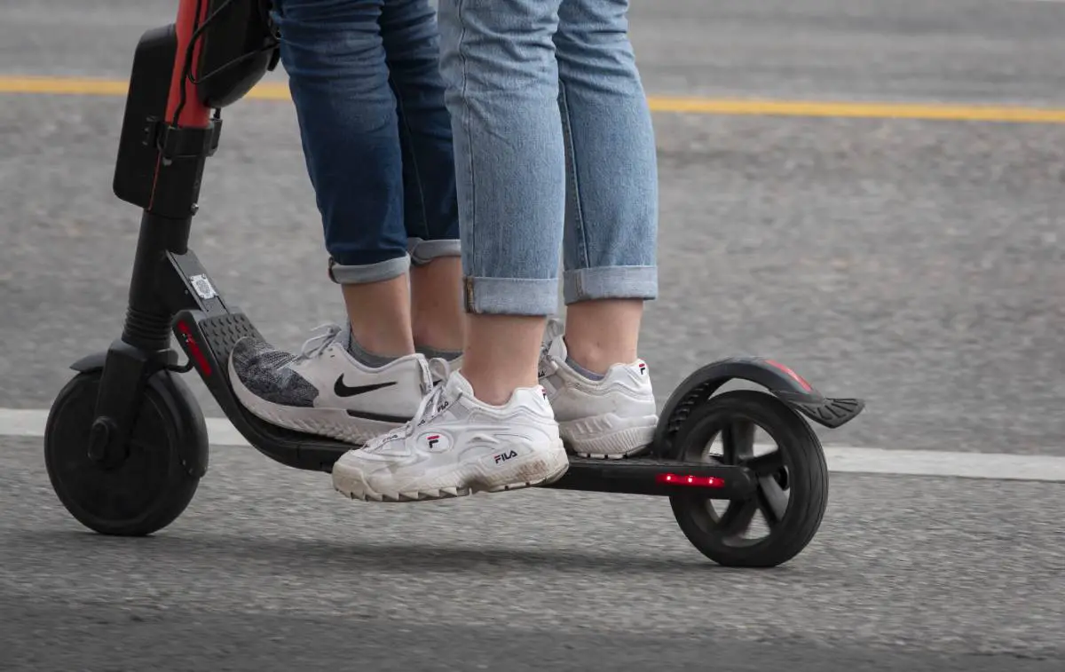 Bergen compte désormais le plus grand nombre de scooters électriques pour 10 000 habitants en Europe 4 Bergen compte désormais le plus grand nombre de scooters électriques pour 10 000 habitants en Europe - 3
