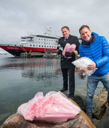 Hurtigruten fait la guerre au plastique : interdit le plastique à usage unique d'ici cet été 17 Hurtigruten fait la guerre au plastique : interdit le plastique à usage unique d'ici cet été - 16