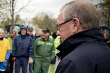 L'ancien maire du Parti travailliste agressé alors qu'il se tenait près du bureau électoral au centre de Vinterbro à Ås - 10