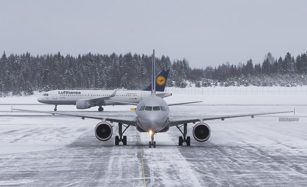 L'aéroport d'Oslo teste des chasse-neige automoteurs 4 L'aéroport d'Oslo teste des chasse-neige automoteurs - 3