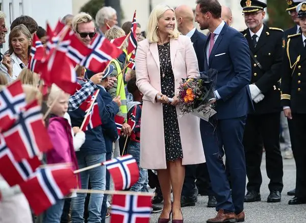 Le couple du prince héritier visite Vestfold.