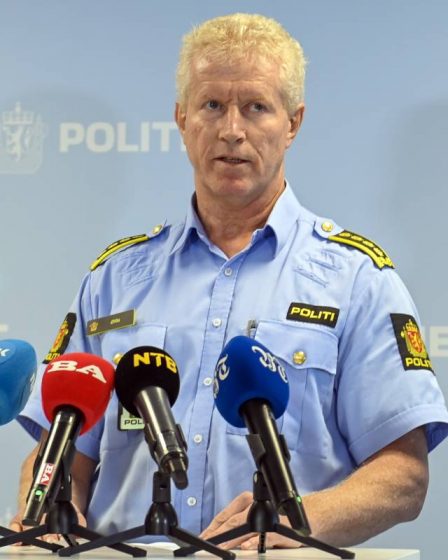 Conférence de presse de la police : les deux personnes poignardées au bureau de NAV à Bergen y étaient des employés 5 Conférence de presse de la police : les deux personnes poignardées au bureau de NAV à Bergen y étaient des employés - 4