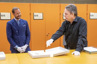 Le prince héritier de Norvège a reçu un cadeau « Haakon » aux Archives nationales - 18
